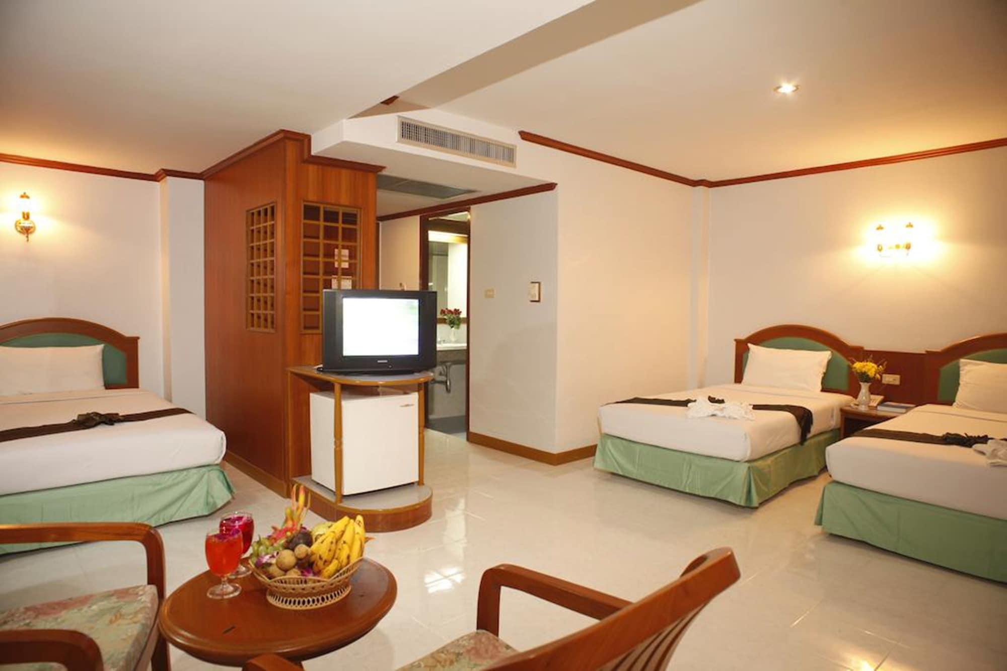 Boon Siam Hotel Krabi town Buitenkant foto